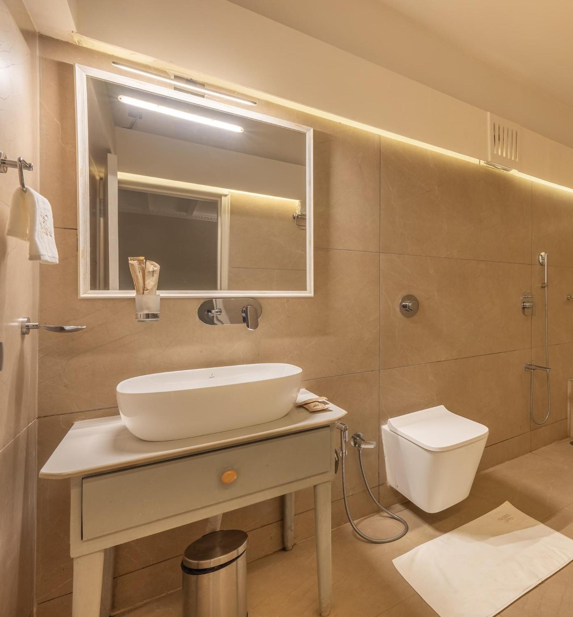 Hotel Echor Samara Morjim Goa Sea View Restro Exterior foto